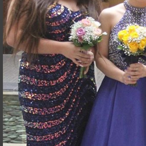 Prom Dress - Picture 4 of 4